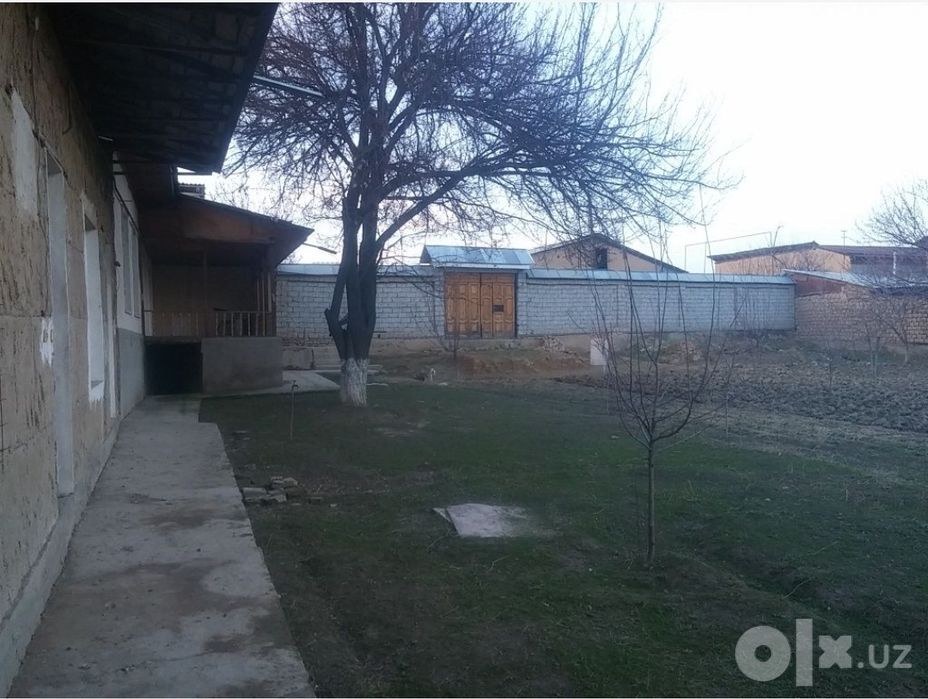 Xasanboy toshkent tumani  11 sotix 4 xona. 1.5km betonkadam