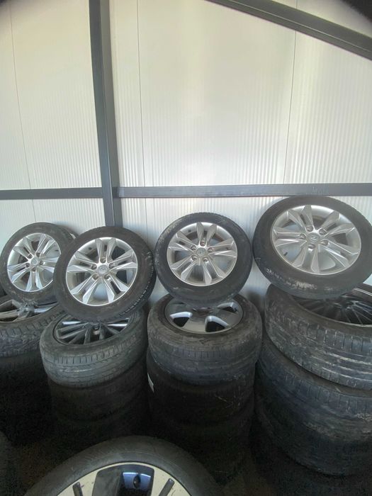 Гуми с джанти Хюндай 205/55R16