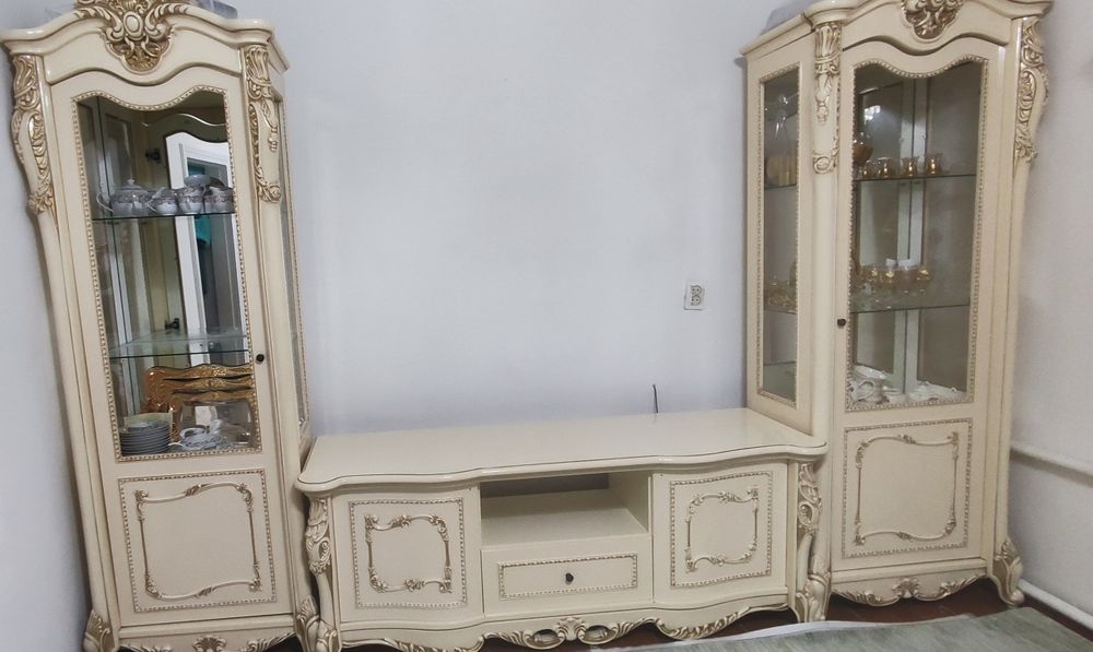 Горка для зала. Шкаф