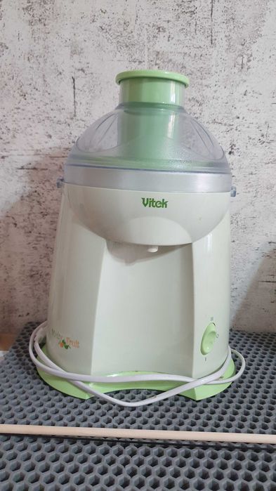 Продам соковыжималку