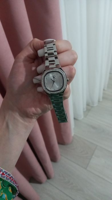 Часы женские часы