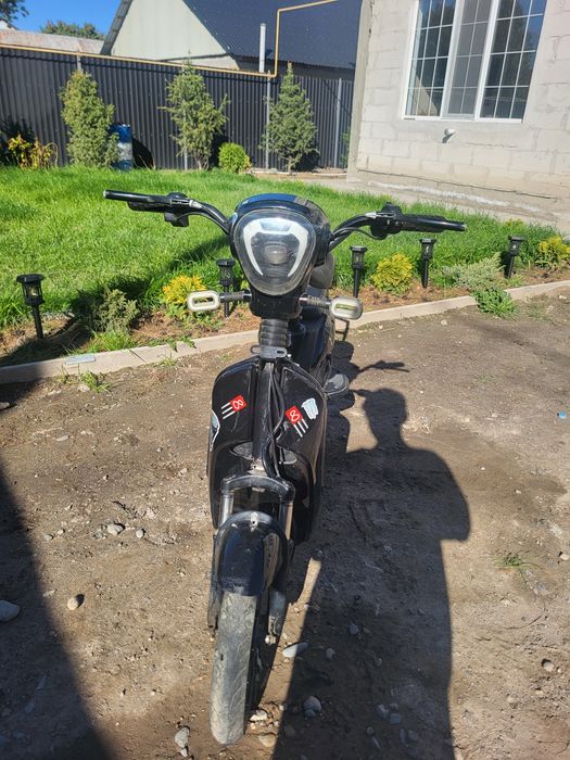 Продаю скутер ск 8