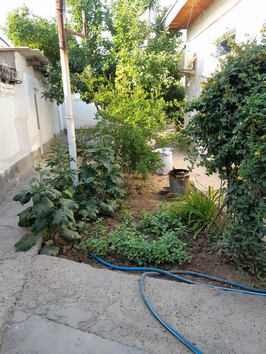 Водстройдан коттедж сотилади