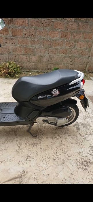 Vănd Peugeot kisbee 2016