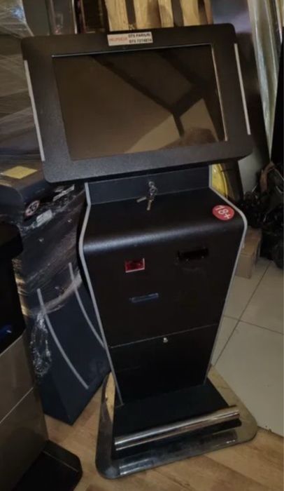 Terminal de plată facturi / pariuri sportive / info chiosc –LED 22"