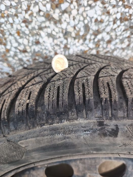 Зимни гуми с джанти 195/60/15