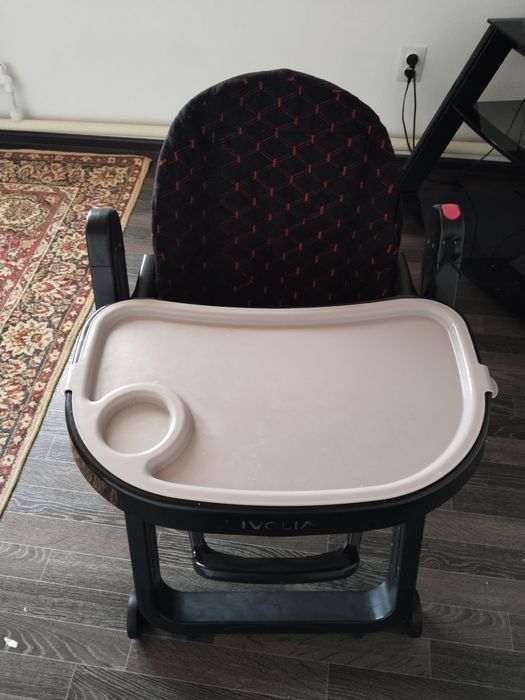 Продам коляску , кроватку , столик