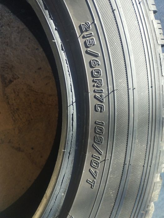 Cauciucuri  C-uri 215 16R  17C