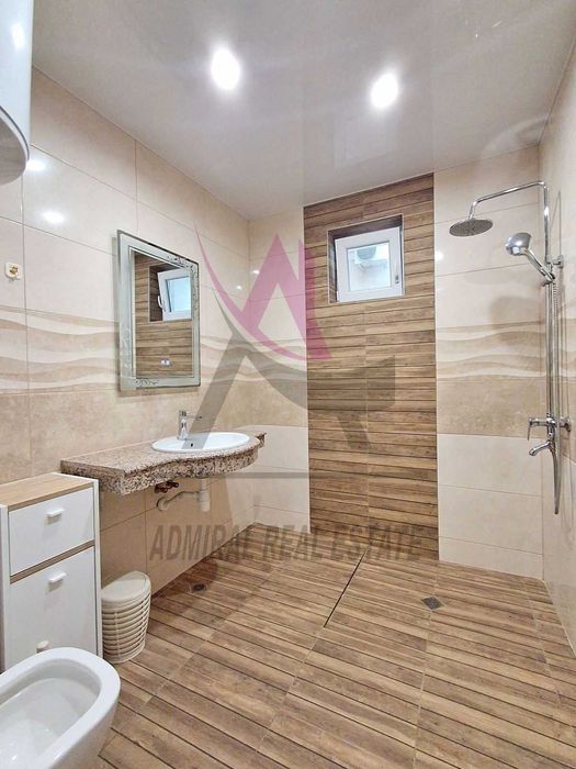 Дава се под наем Двустаен апартамент в Варна, Левски - 75 кв.м за 448.8 € - Снимка #3