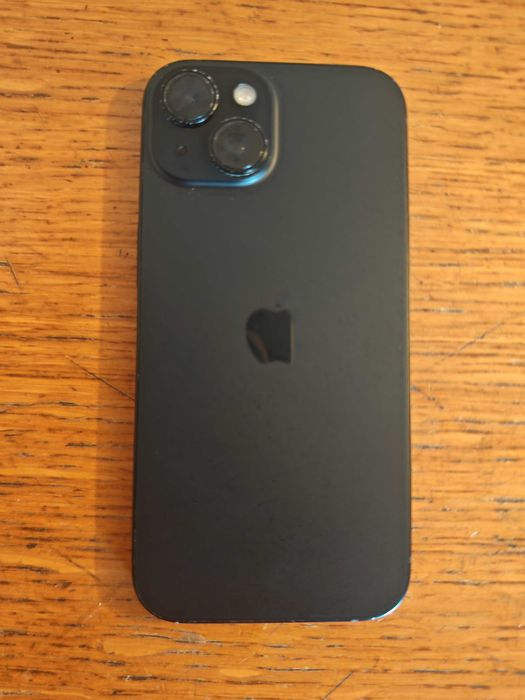 Iphone 15 128gb pentru piese, placa de baza nu se poate folosii
