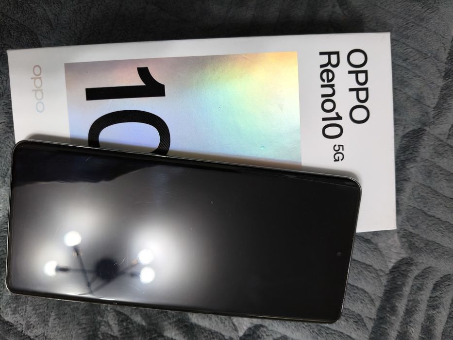 Продается телефон OPPO reno 10 5G