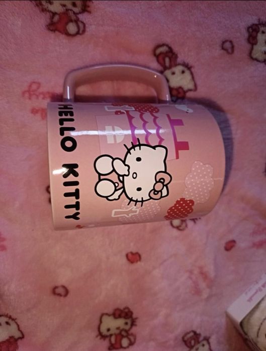 Cana cu Hello Kitty