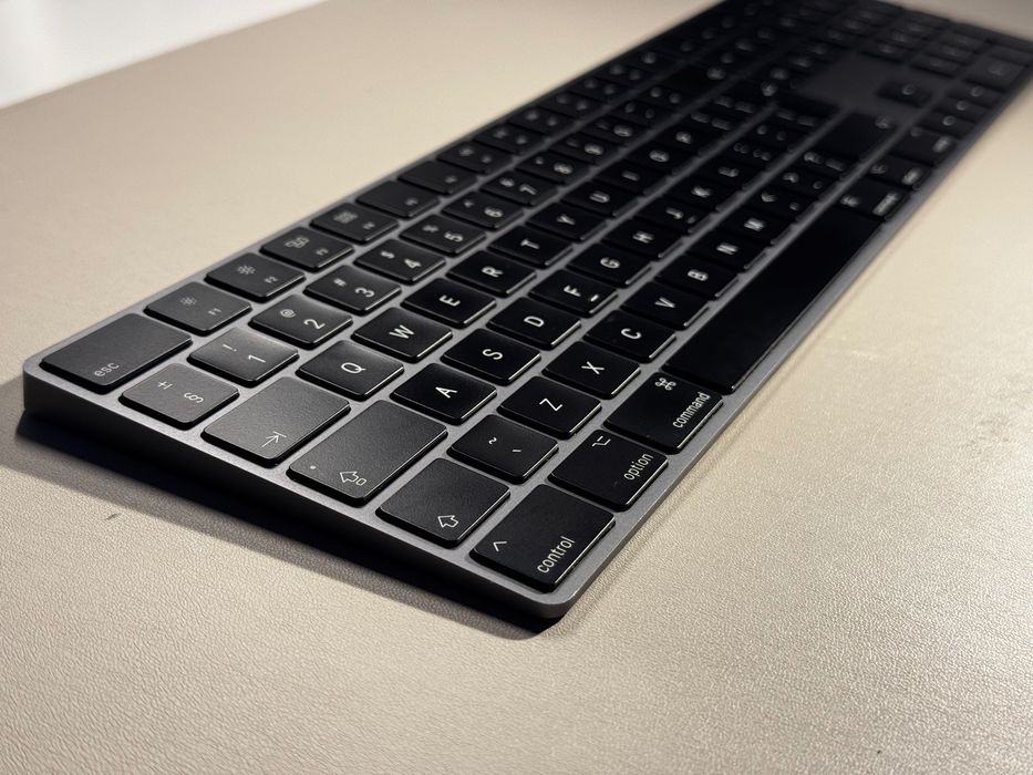 Apple Magic Keyboard Numeric Space Gray (Model A1843) - Negru