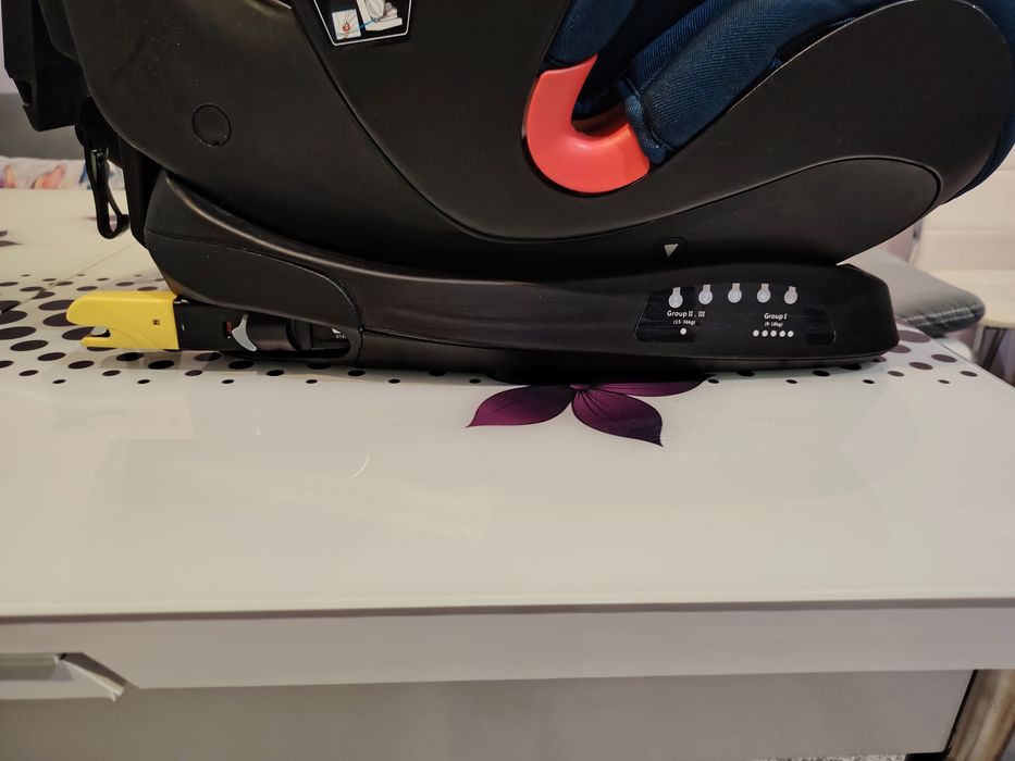 Столче за кола Maxi Cosi Titan