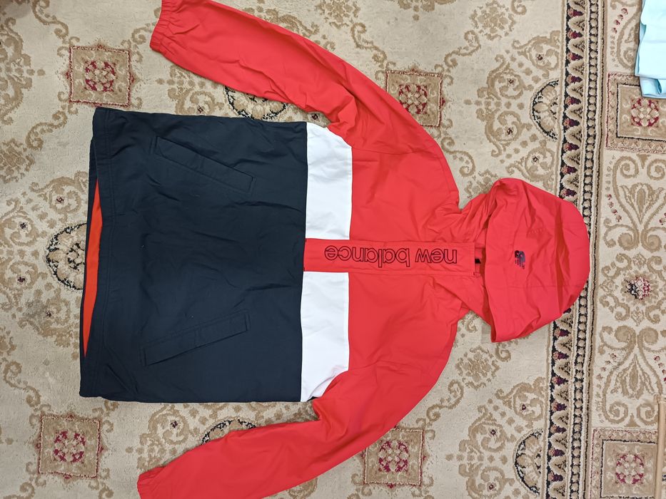 Ветровка New balance