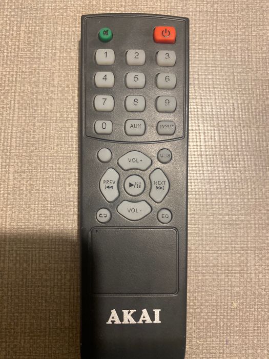 Vând telecomandă originală  pentru la boxa portabila AKAI SS022A-X6