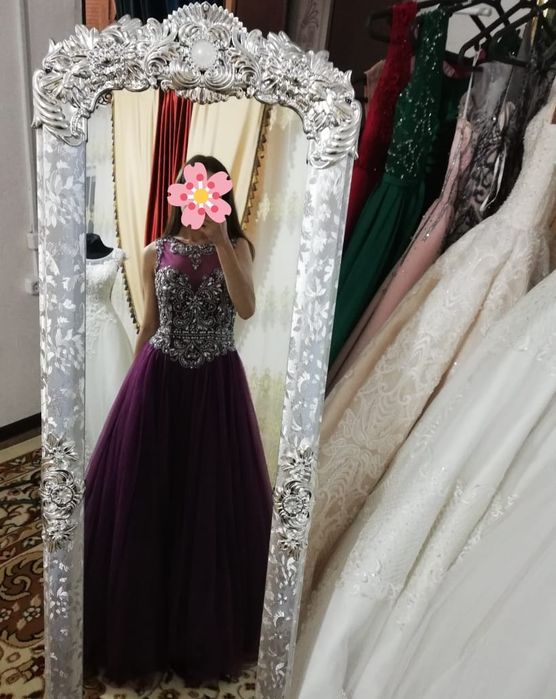 Продам вечерние платья