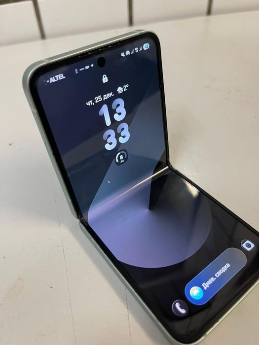 Продаю Samsung flip 6 ..