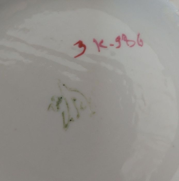 Красивый чайник фарфор