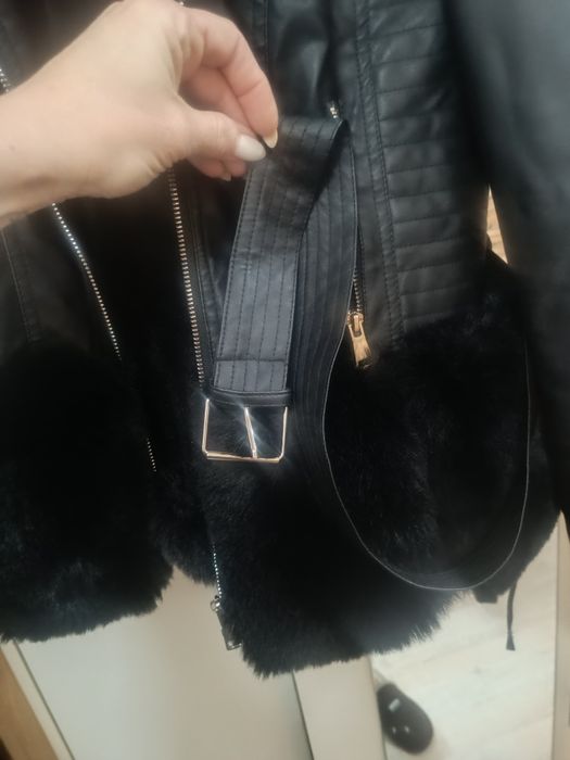 Топло кожено яке с пухче