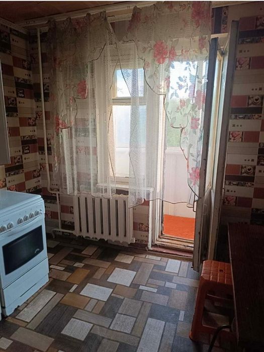 Продам 1ую р-н 19мкр лен. пр 3/5