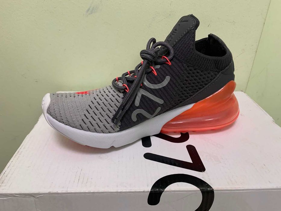 Чисто нови маратонки с кутия Nike Air Max 270 flyknit размер 37.5