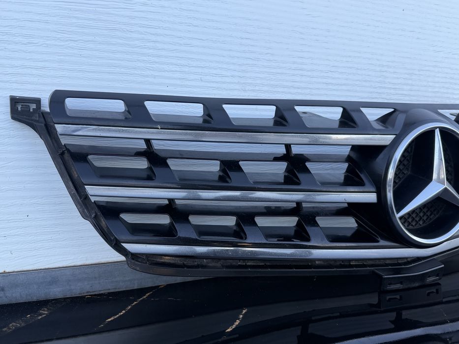 Mercedes-Benz ML W166 Оригинална Предна Решетка