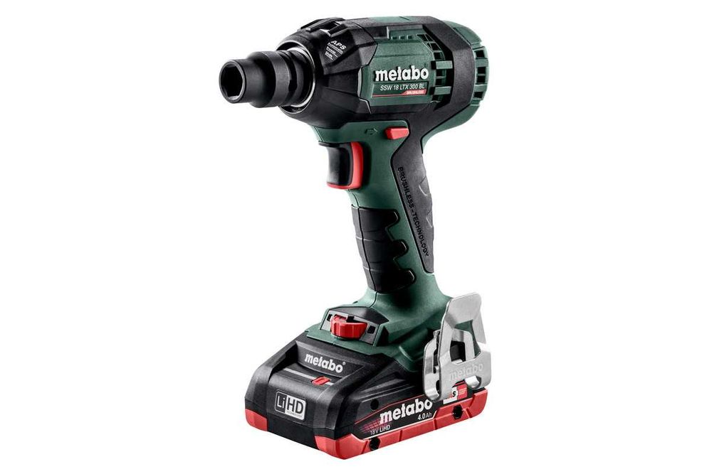 Аккумуляторный ударный гайковерт Metabo SSW 18 LTX 300 BL