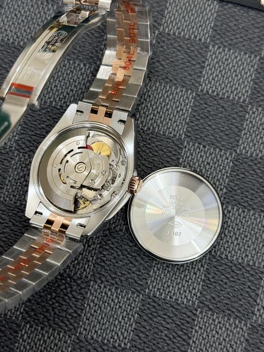 Rolex Date-Just 31 Everose Mother of Pearl Dial