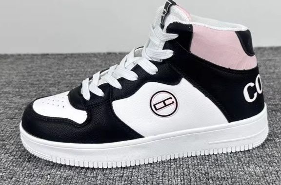 Кроссовки конверсы