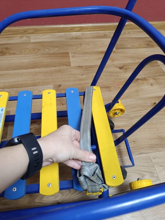 Продам санки с колесами