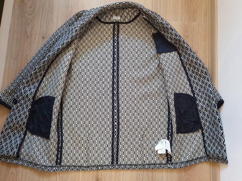 6 лв за Лот от 3 ризи, Сако-палто, S, 36, като ново, модерно.