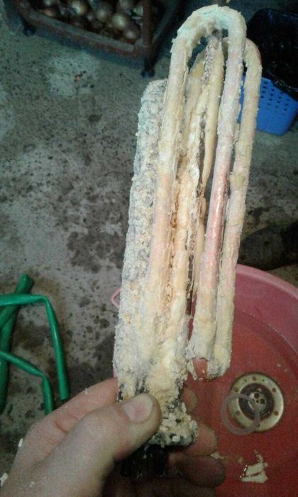 Ремонт электрических водонагревателей Ariston Royal Thermex Vitech