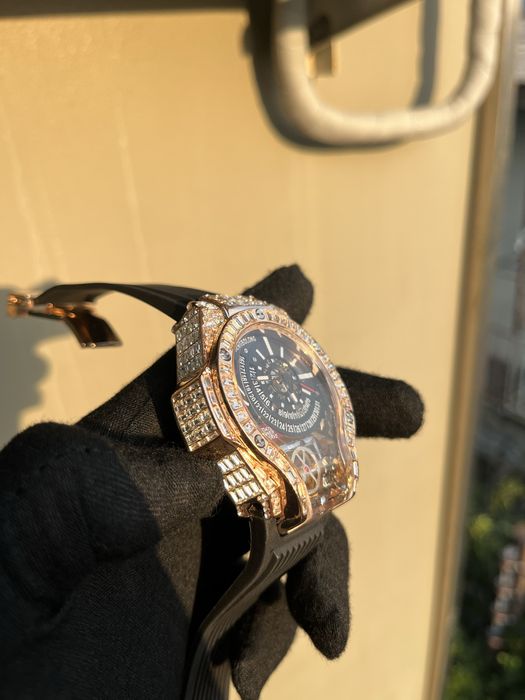 Часовник Hengbolong НАМАЛЕН!