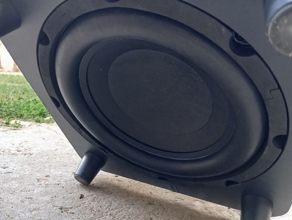Субуфер JBL 3.1 активен