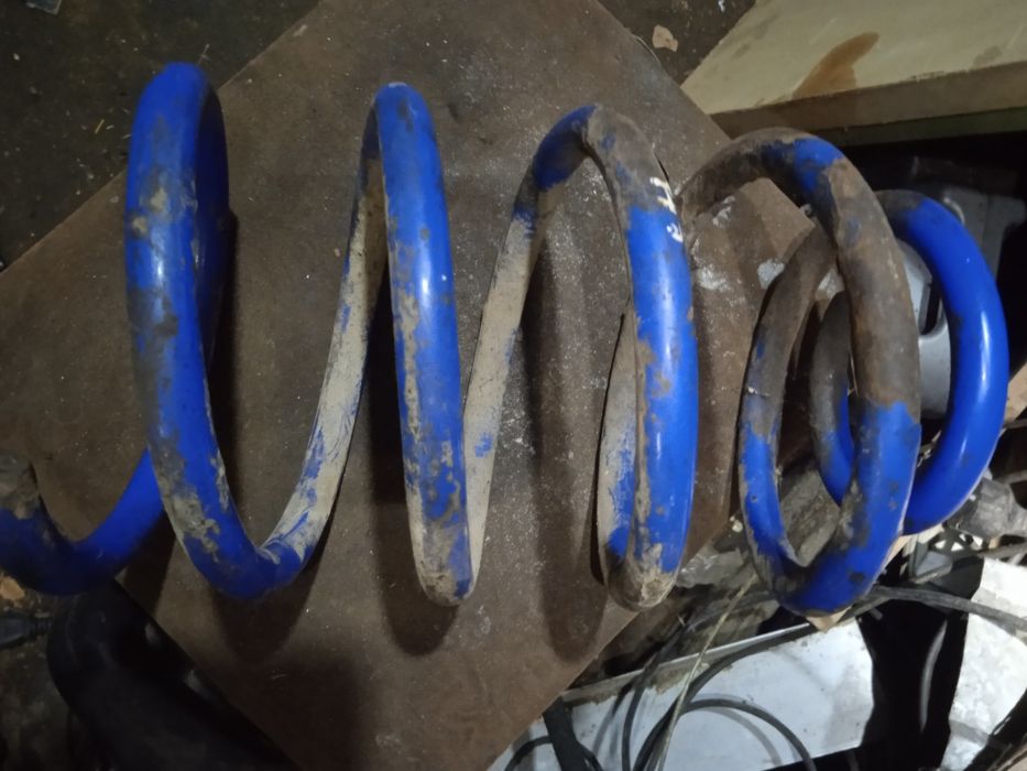 Запчасти на Мерседес вито