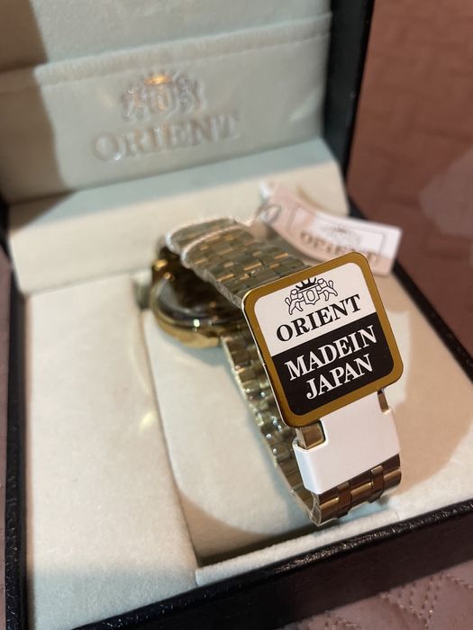 Продам наручные часы Orient