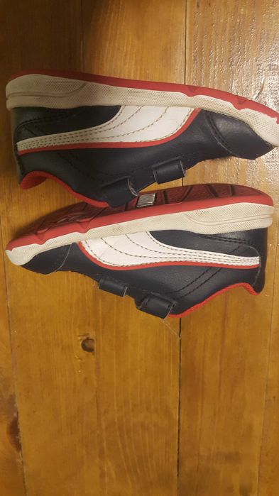 Маратонки Puma номер 23