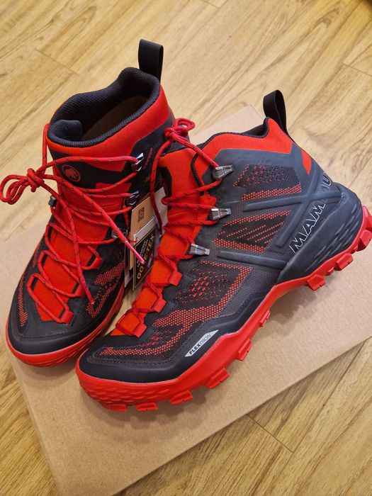Mammut Goretex, bocanci tura, munte, salewa, la sportiva, scarpa