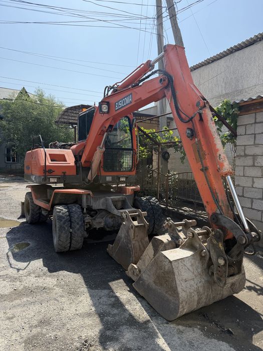 75 talik ekskavator sotiladi