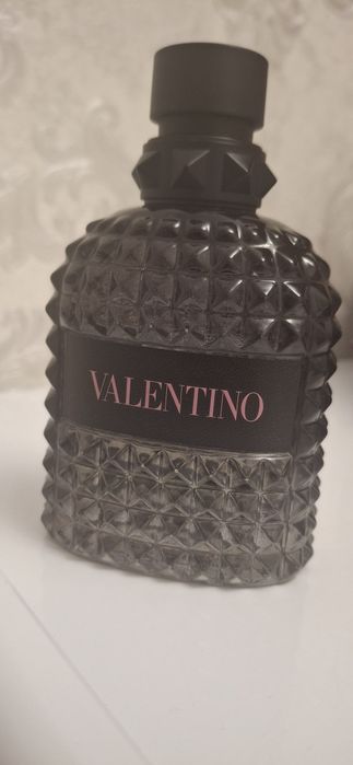 Valentino born in roma edt