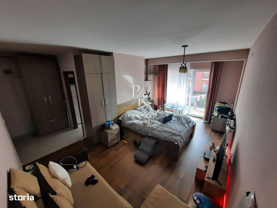 Apartament o camera, 40 mp, garaj, zona Stejarului!