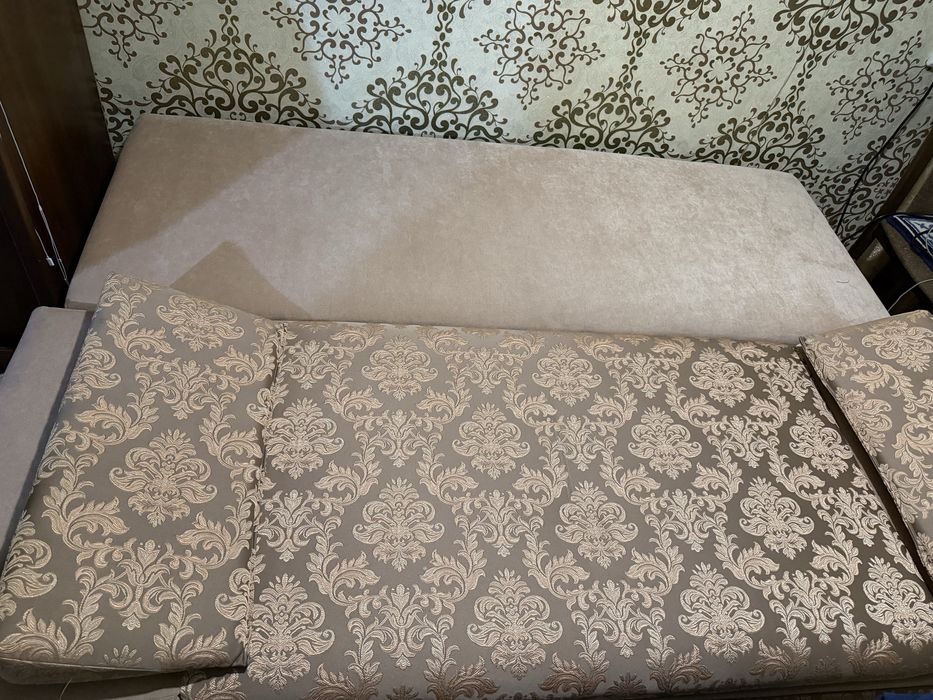 Продаётся диван!!