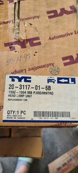 Фара Митсубиси Паджеро