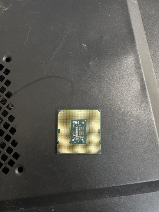 Intel core I5- 10400F