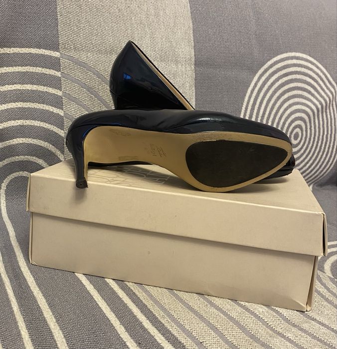 Продам туфли hogl