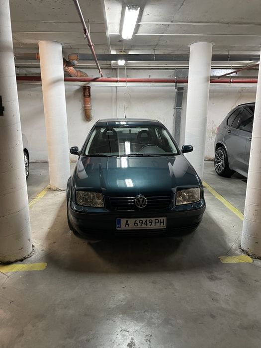 VW Bora 1.6 105 к.с.  EDITION