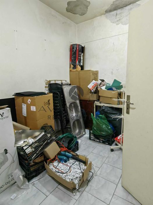 Продава се Магазин в Пловдив, Прослав - 208 кв.м за 650 €/кв.м - Снимка #4