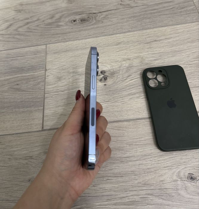 Продам iPhone 13pro