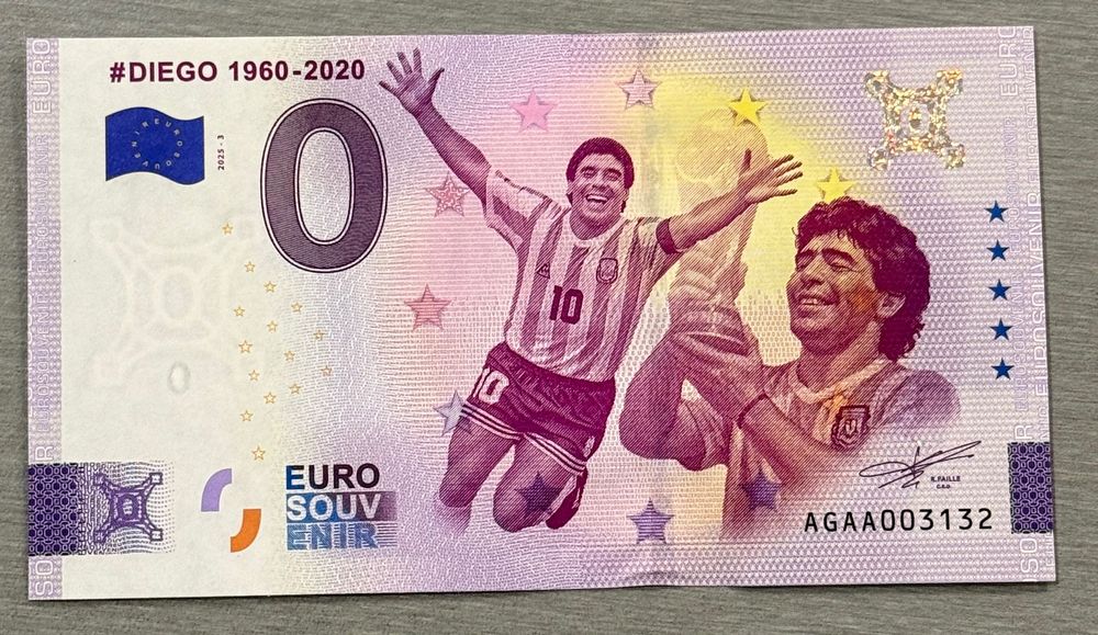 Сувенирни Нулево  евро  0 банкноти Порше  БМВ и други